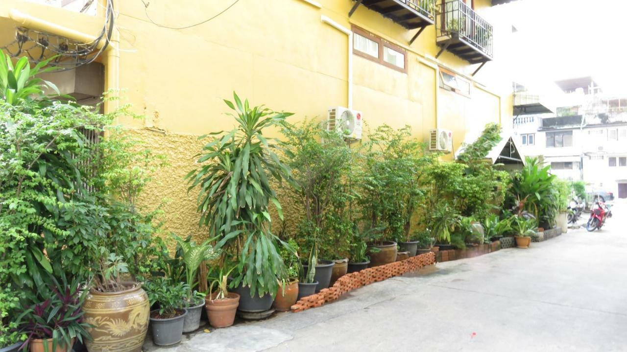 Baan 192 Apartment Bangkok Luaran gambar